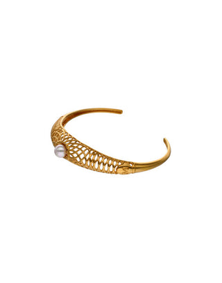 Gold plated silver cutout bangle. Round white pearl of 10mm for men and women ETNA Collection