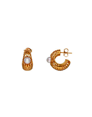 Gold plated silver cutout hoops. Round white pearl of 6mm for men and women ETNA Collection